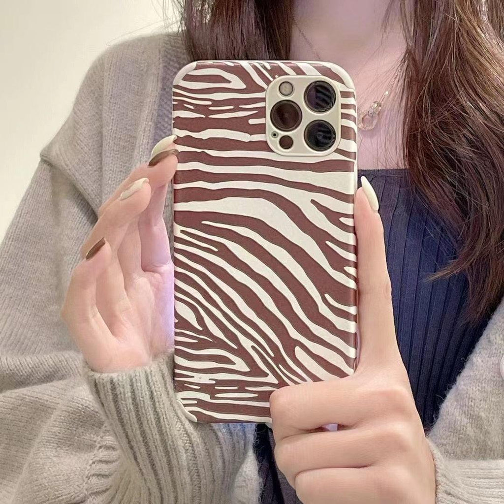 Luxury Leather Black White Zebra Pattern Phone Case for iPhone 13 12 11 14 Pro Max Xs Xr 7 14 plus Anti-fall Soft Silicone Back Cover Soft Slim Thin Luxury Shockproof Shiny Case for Girls and Women Zebra Print iPhone Case Stevvex