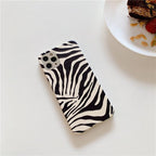 Luxury Leather Black White Zebra Pattern Phone Case for iPhone 13 12 11 14 Pro Max Xs Xr 7 14 plus Anti-fall Soft Silicone Back Cover Soft Slim Thin Luxury Shockproof Shiny Case for Girls and Women Zebra Print iPhone Case Stevvex