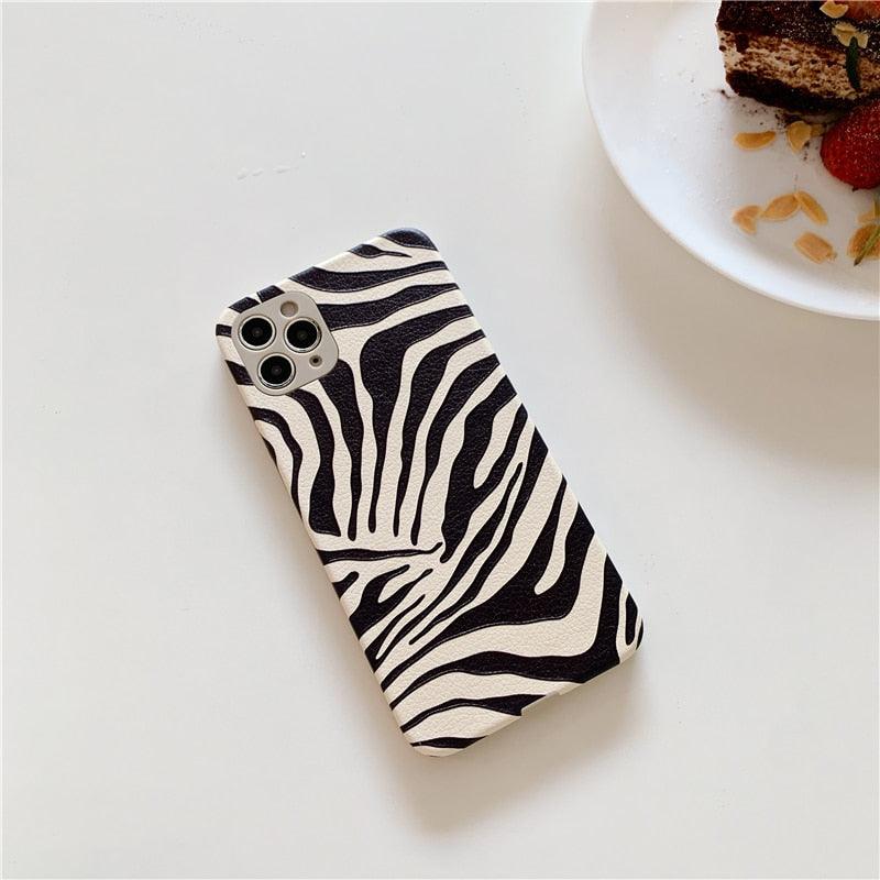 Luxury Leather Black White Zebra Pattern Phone Case for iPhone 13 12 11 14 Pro Max Xs Xr 7 14 plus Anti-fall Soft Silicone Back Cover Soft Slim Thin Luxury Shockproof Shiny Case for Girls and Women Zebra Print iPhone Case Stevvex