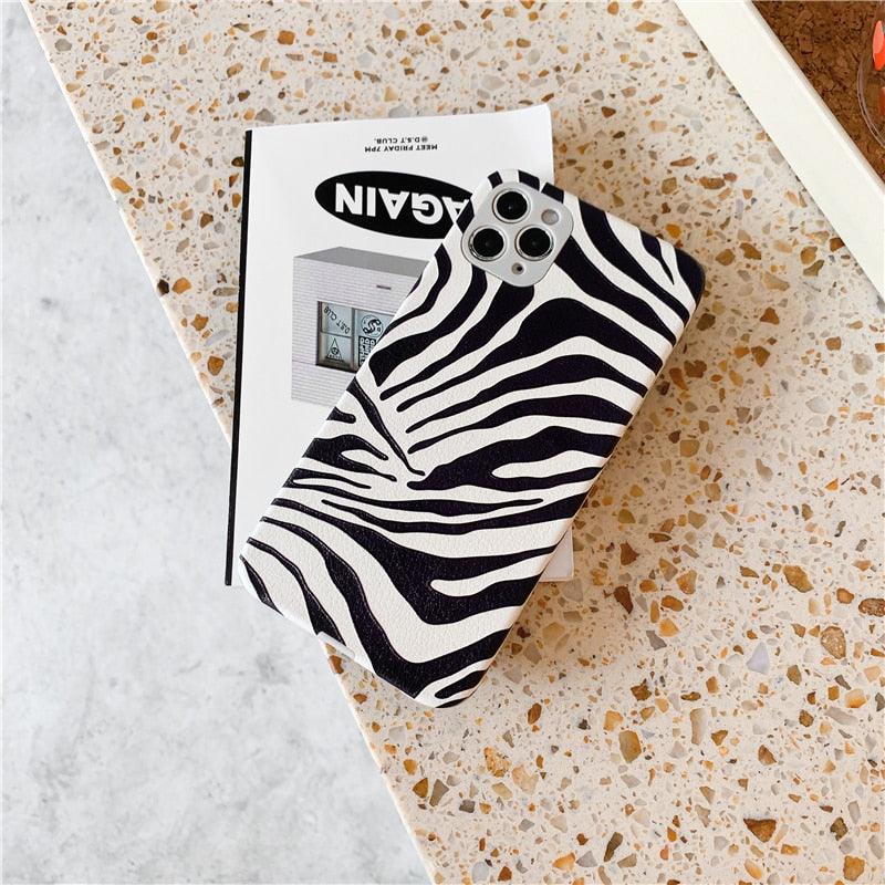 Luxury Leather Black White Zebra Pattern Phone Case for iPhone 13 12 11 14 Pro Max Xs Xr 7 14 plus Anti-fall Soft Silicone Back Cover Soft Slim Thin Luxury Shockproof Shiny Case for Girls and Women Zebra Print iPhone Case Stevvex