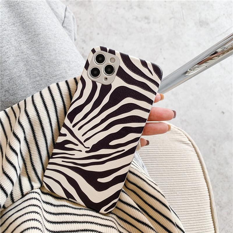 Luxury Leather Black White Zebra Pattern Phone Case for iPhone 13 12 11 14 Pro Max Xs Xr 7 14 plus Anti-fall Soft Silicone Back Cover Soft Slim Thin Luxury Shockproof Shiny Case for Girls and Women Zebra Print iPhone Case Stevvex