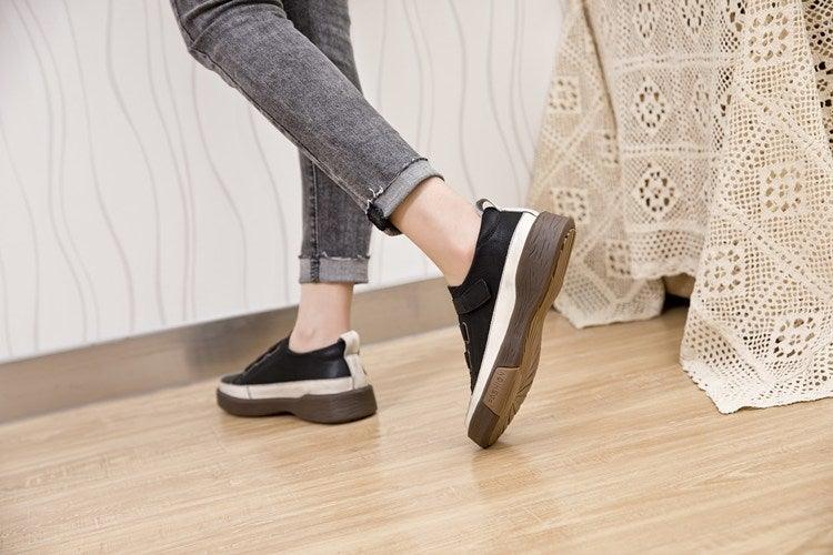 Luxury Leather Womens Sneakers Spring Shoes New Genuine Leather Casual Women Fashion Flat Girl Student Shoes Comfortable Women's Casual Flats Elegant Soft Walking Sneakers Stevvex