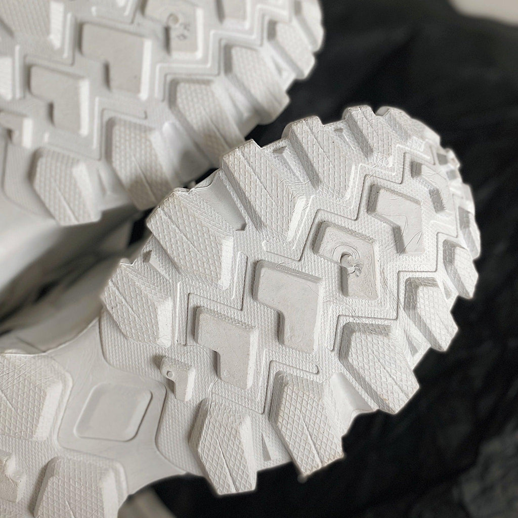 Luxury Mens Sneakers White Sneakers Men High Fashion Comfy Fashion Sneakers Breathable Athletic Casual Shoes Shock Absorption For Running Stevvex