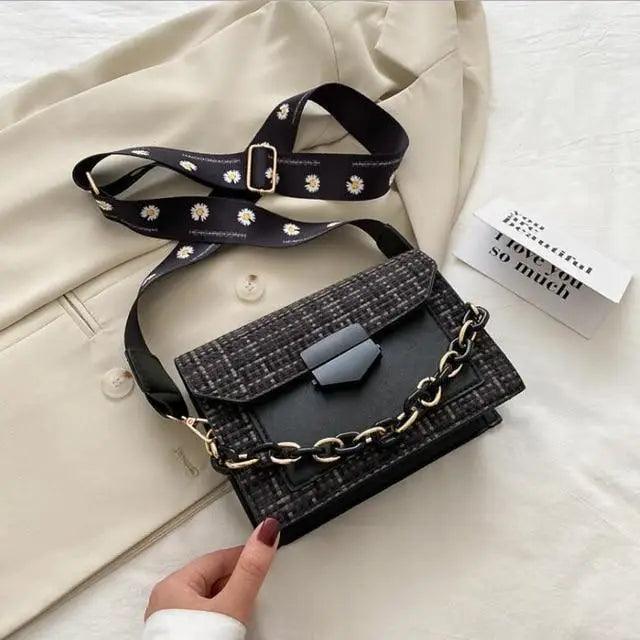 Luxury Wide Strap Shoulder Bags for Women And Girls Designer Lady Handbags and Purses Fashionable Chain Messenger Crossbody Bags Stevvex