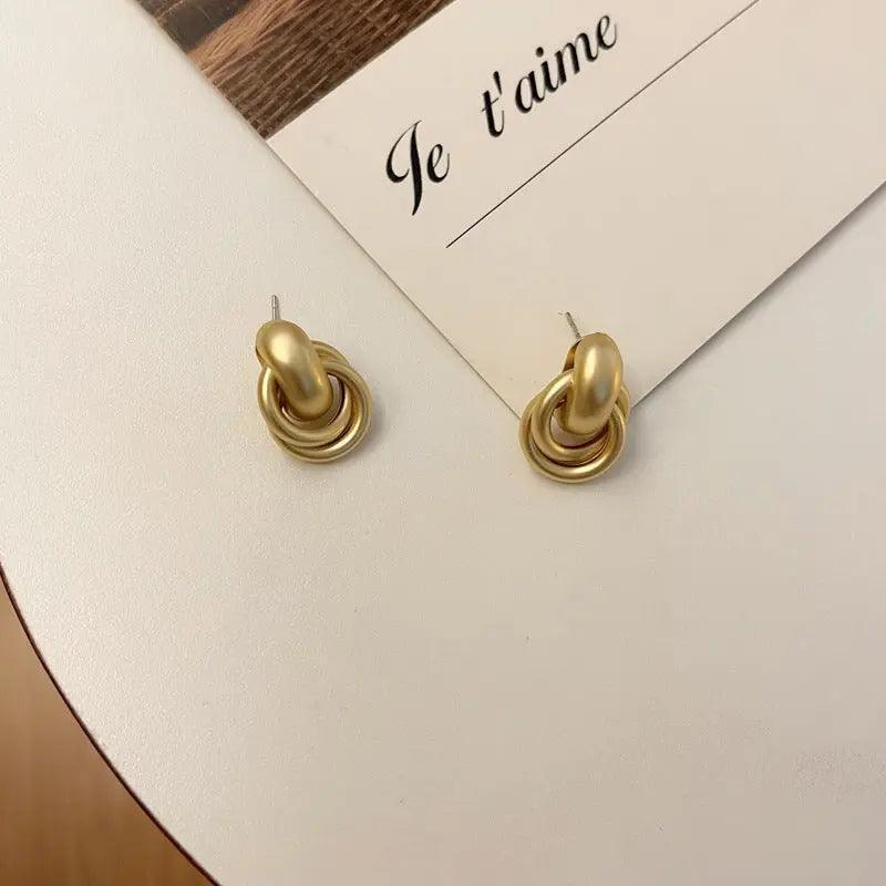 MAC064 Interlocking Circle Earrings - SJB-DIAMOND ELITES