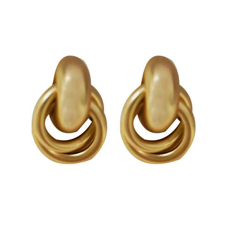 MAC064 Interlocking Circle Earrings - SJB-DIAMOND ELITES