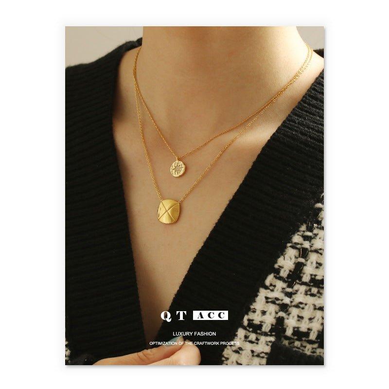 MAC084 North Star Coin Button Pendant Necklace - SJB-DIAMOND ELITES