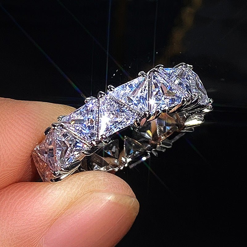MAC161 Full-Circle Single-Row Triangular Zircon Ring - SJB-DIAMOND ELITES