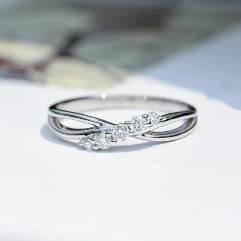 MAC162 Simple Micropaved Cross Hollow Ring - SJB-DIAMOND ELITES