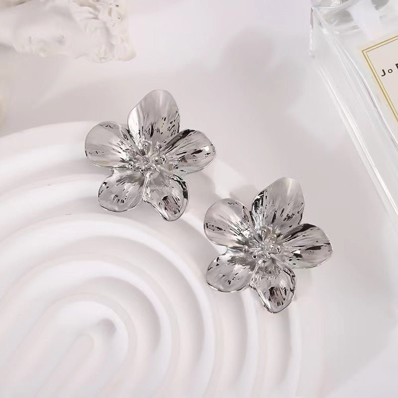 MAC170 Retro Simple Alloy Flower Stud Earrings - SJB-DIAMOND ELITES
