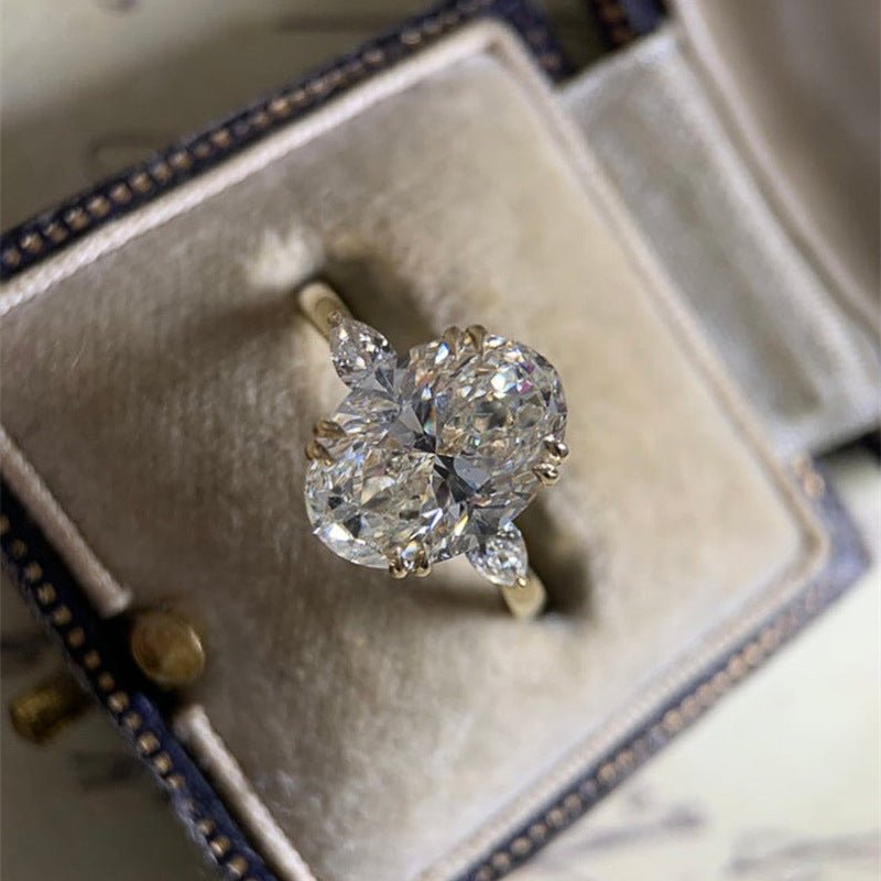 MAC176 Oval Zirconia Engagement Ring - SJB-DIAMOND ELITES