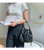 MAC180 High-End Pleated PU Leather All-Match Tote Bag