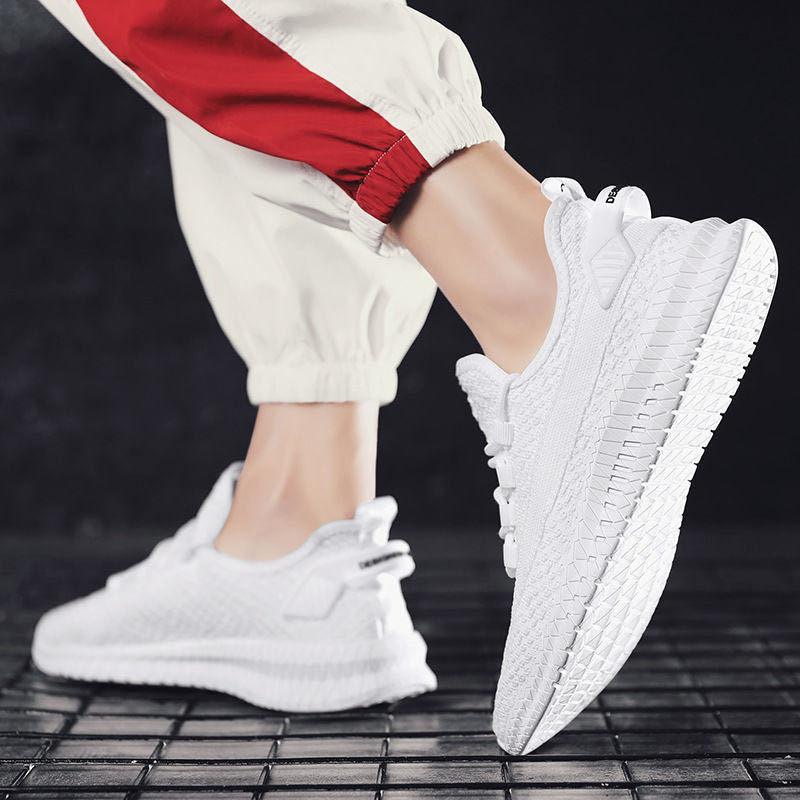 Men's Lightweight Running Shoes New Summer Comfortable And Breathable Sports Outdoor Fashion Sneakers Slip On Lightweight Athletic Fashion Casual Breathable Shoes For Walking Running Jogging Stevvex