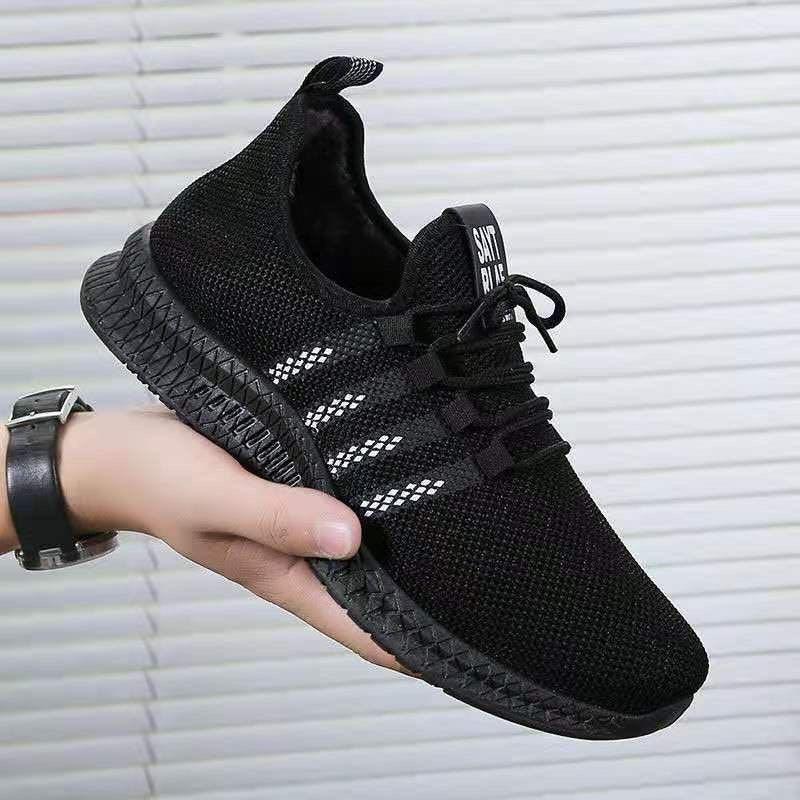 Men's Lightweight Running Shoes New Summer Comfortable And Breathable Sports Outdoor Fashion Sneakers Slip On Lightweight Athletic Fashion Casual Breathable Shoes For Walking Running Jogging Stevvex