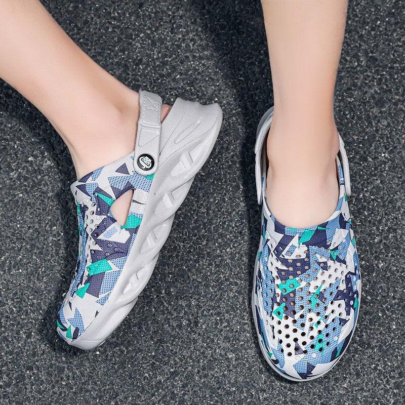 Men's Summer Hole Shoes Rubber Soft-Soled Garden Shoes Outdoor Non-Slip Camouflage Sandals Clogs Garden Shoes Unisex Yard Slip On Shoes For Men Stevvex