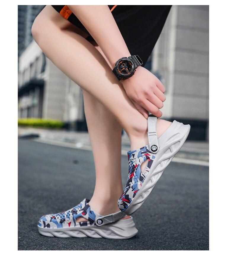 Men's Summer Hole Shoes Rubber Soft-Soled Garden Shoes Outdoor Non-Slip Camouflage Sandals Clogs Garden Shoes Unisex Yard Slip On Shoes For Men Stevvex