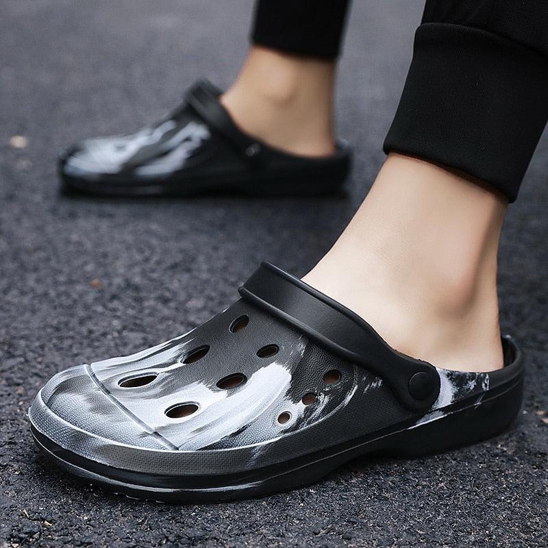 Men's Summer Hole Shoes Soft Rubber Lightweight Garden Clogs Couples Arch Support Clogs Garden Shoes Slip-on Outdoor Beach Slippers Mixed Colors Sandals Stevvex
