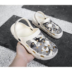 Men Sandals Summer Camouflage Hole Shoes Garden Shoes Outdoor Non-slip Beach Shoes Flat Sandals Home Slippers Unisex Garden Clogs Shoes Slippers Sandals For Mens Stevvex