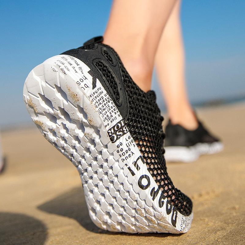 Mens Aqua Breathable Beach Quick Drying Water Shoes Outdoor Fishing Wading Shoes Water Sneakers Ultra Lightweight Breathable Walking Shoes Non Slip Athletic Fashion Sneakers Stevvex