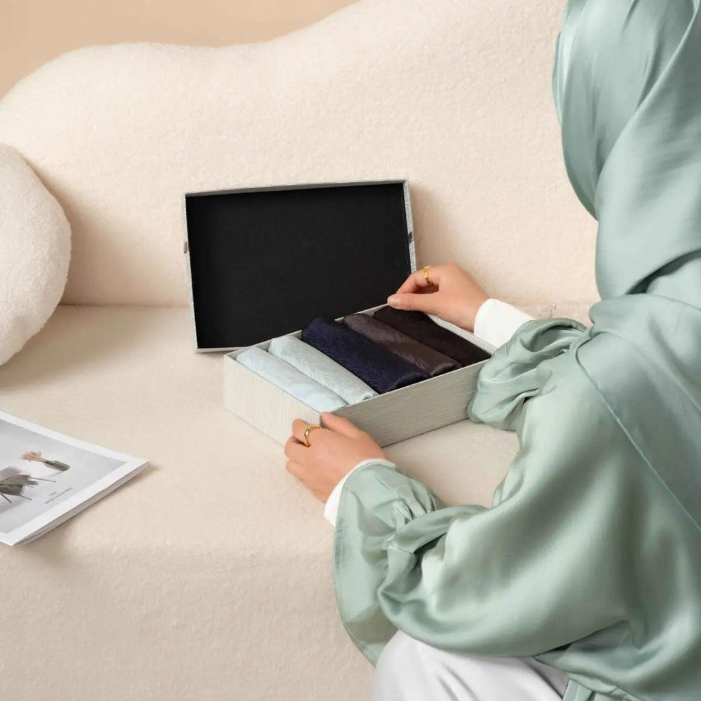 Twill Crinkle Hijab Gift Set Box (MH047) - SJB-DIAMOND ELITES