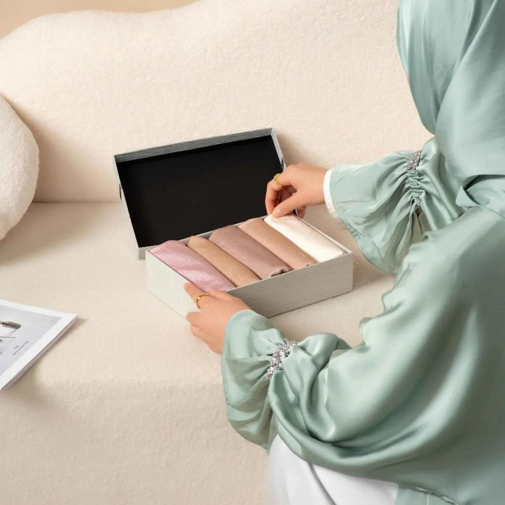 Twill Crinkle Hijab Gift Set Box (MH047) - SJB-DIAMOND ELITES