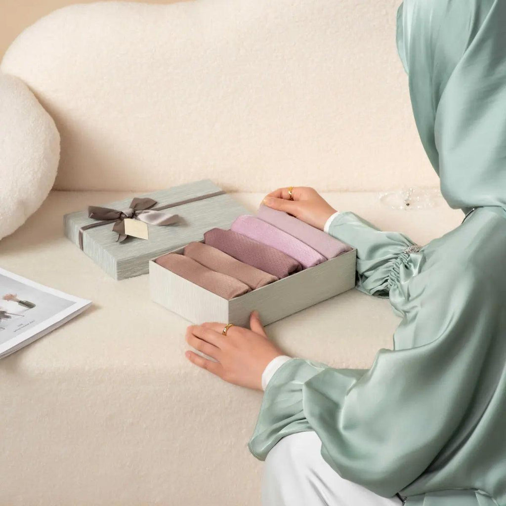 Textured Satin Star Hijab Gift Set Box (MH050) - SJB-DIAMOND ELITES