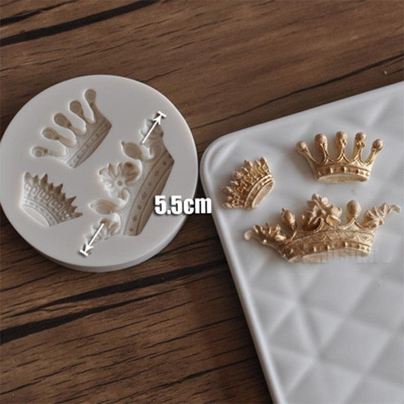 Mini Crown Silicone Mold Creative Cake Decoration Tool Practical Cake Mold Chocolate Mold Baking Tool Accessories Cake Tool Crown Fondant Silicone Molds Chocolate Candy Cake Decorating Tools Cake Supplies Stevvex