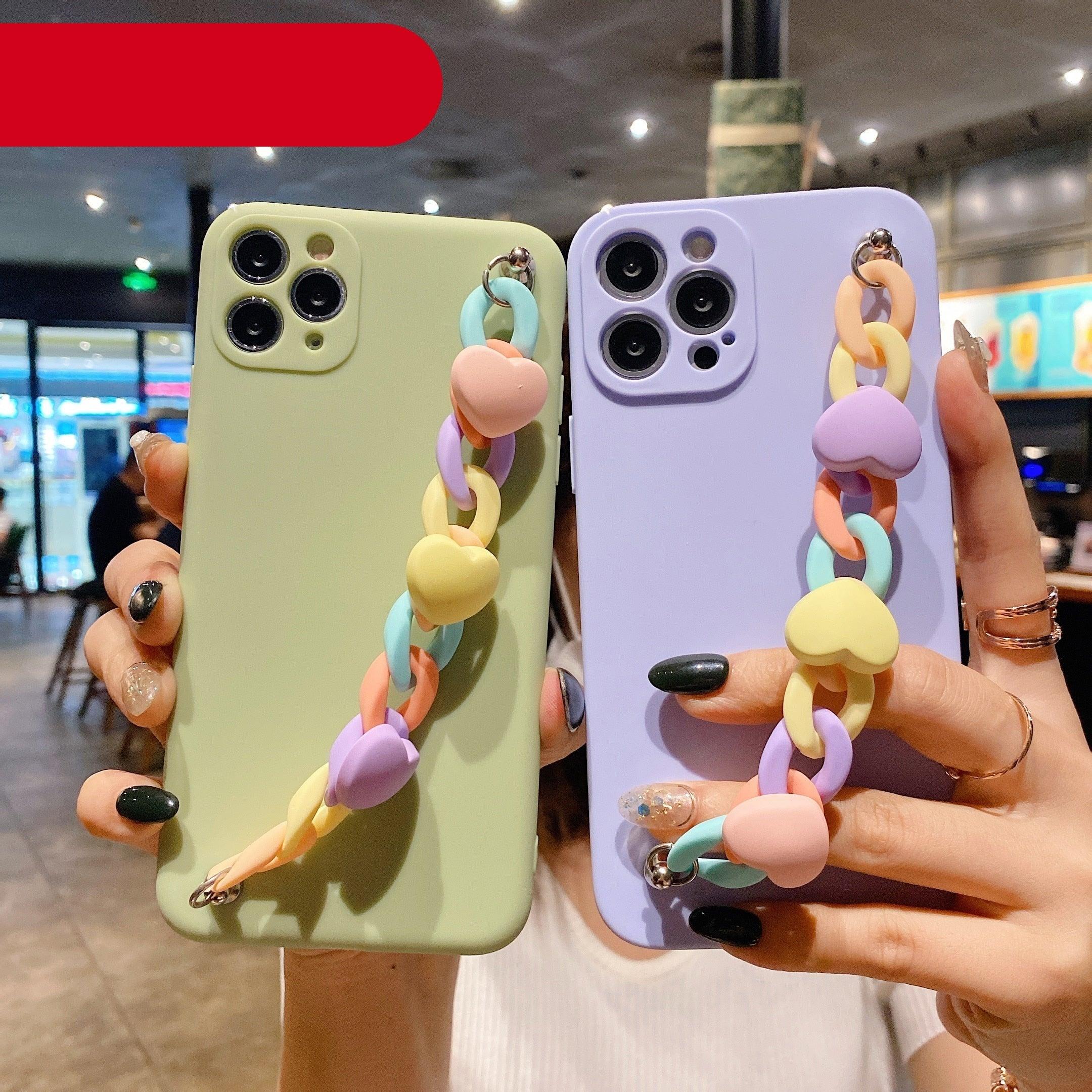 Modern Colorful Bracelet Phone Case For iPhone 11 12 13 Pro Max X XS XR 6 7 8 Plus 12 Mini Colorful Heart-Shaped Chain Silicone Cute Heart Chain Back Cover for iPhone 12 Pro Max Soft Silicone Back Cover Stevvex