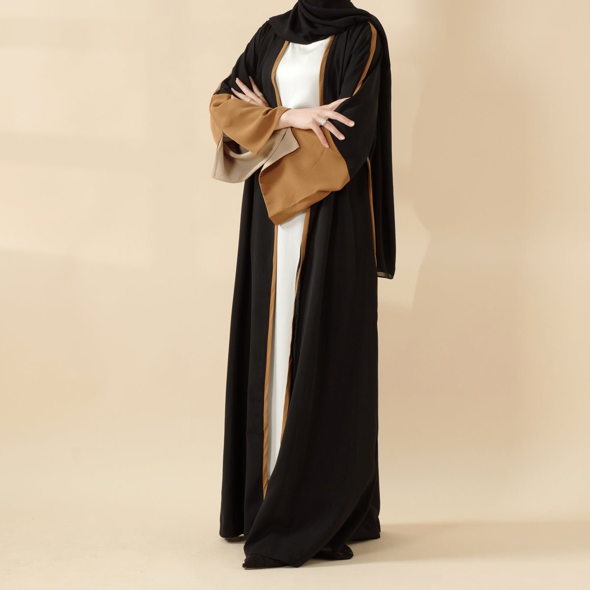 Modern Contrast-Trim Slit Sleeves Open Abaya (MOA129)