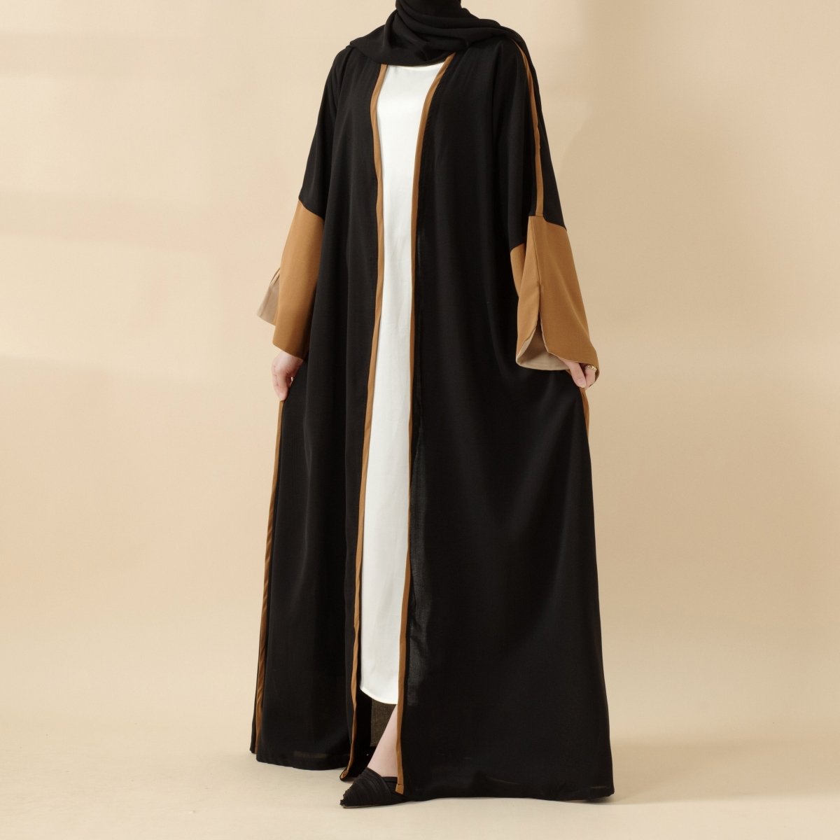 Modern Contrast-Trim Slit Sleeves Open Abaya (MOA129)