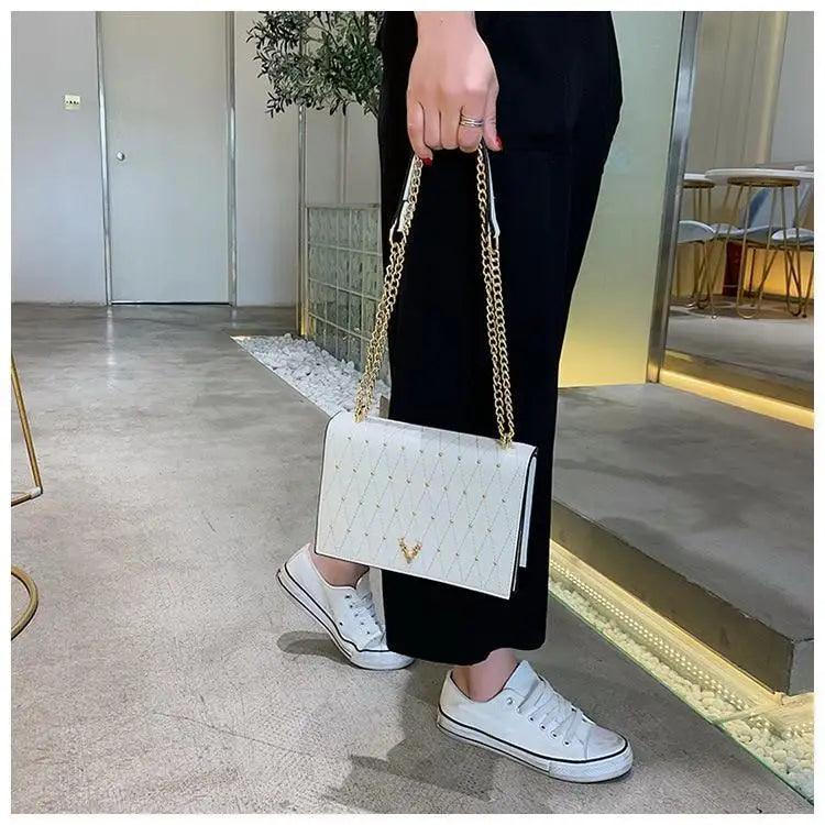 Modern Elegant Luxury Sterling Pu Leather Crossbody Bags For Women And Girls Designer Chains Shoulder Messenger Bag For Female Stevvex