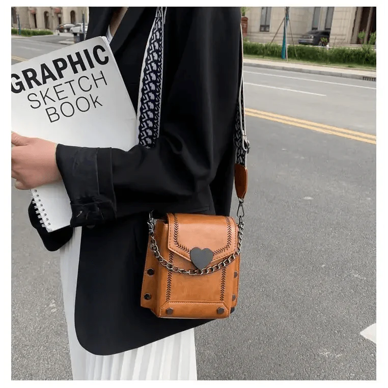 Modern Elegant Stunning Heart-Shaped Women's Bag Cute Studded Shoulder Bag For Women And Girls Stevvex