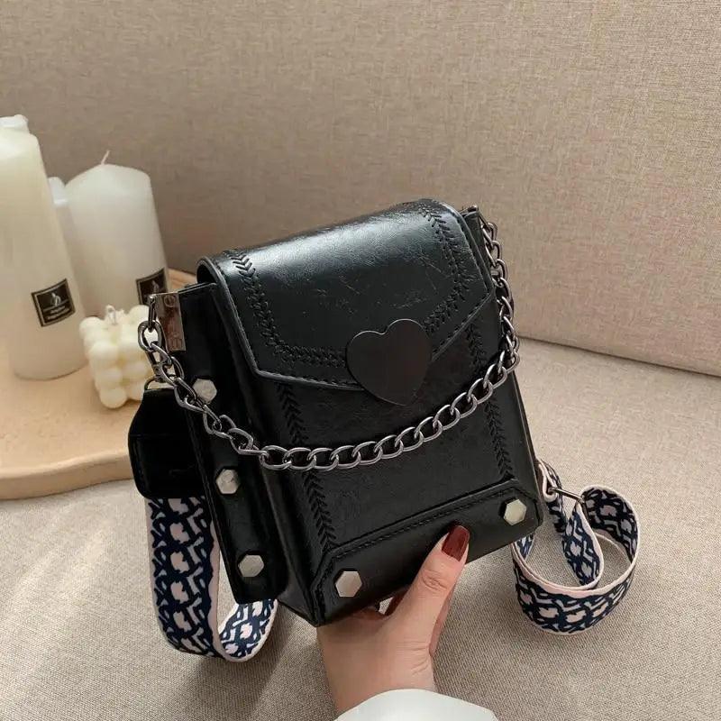 Modern Elegant Stunning Heart-Shaped Women's Bag Cute Studded Shoulder Bag For Women And Girls Stevvex