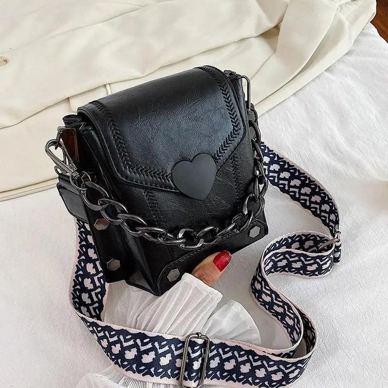 Modern Elegant Stunning Heart-Shaped Women's Bag Cute Studded Shoulder Bag For Women And Girls Stevvex