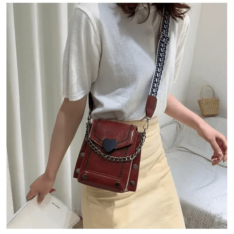 Modern Elegant Stunning Heart-Shaped Women's Bag Cute Studded Shoulder Bag For Women And Girls Stevvex