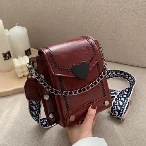 Modern Elegant Stunning Heart-Shaped Women's Bag Cute Studded Shoulder Bag For Women And Girls Stevvex