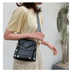 Modern Elegant Stunning Heart-Shaped Women's Bag Cute Studded Shoulder Bag For Women And Girls Stevvex