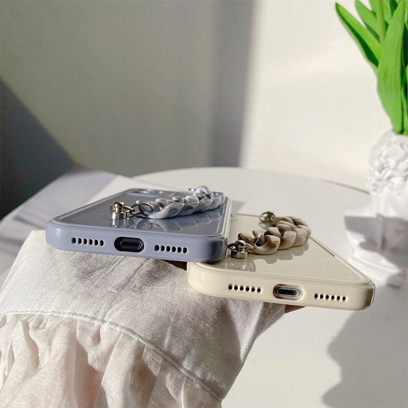 Modern Pure Color Sparkle Strap Luxury Classic Design Solid Color Chain Protective Cover Simple Wrist Chain Phone Case For iPhone 13 Pro Max XS MAX 14 Pro Max XR XS 7 8 Plus SE Soft Shell Cover For Iphone Stevvex