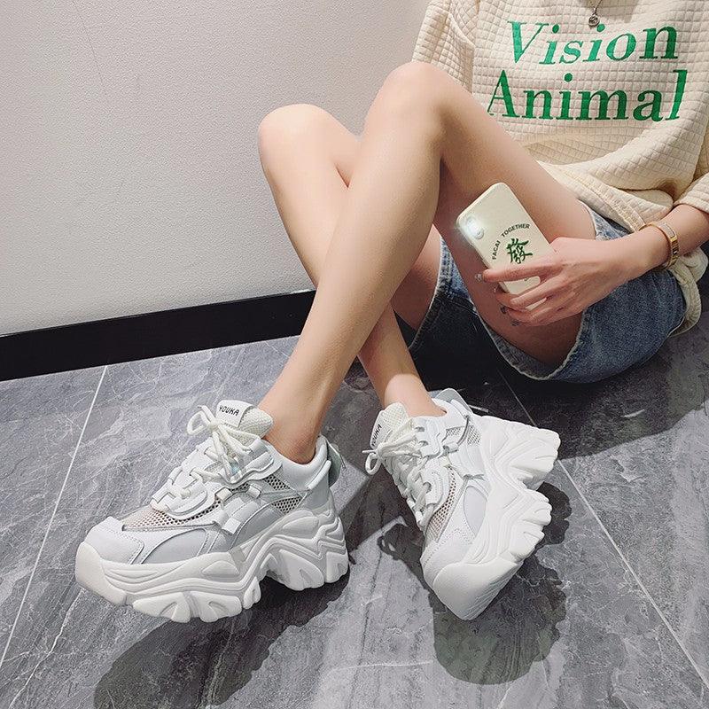 Modern Thick Platform Sneakers White Woman Vulcanize Shoes Luxury Tennis Sneakers Trainers Lace Up Fashion Comfortable Walking Footwear New Lightweight Sneakers Stevvex