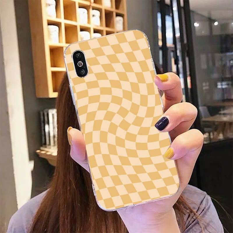 Modern Unique Design Checkers Phone Case for iPhone 11 12 13 Mini Pro Max Case Black And White Checkerboard Pattern Case Stylish Case For Girls Stevvex