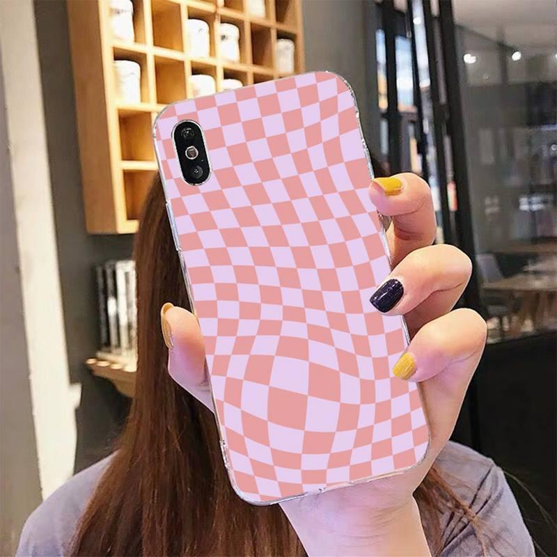 Modern Unique Design Checkers Phone Case for iPhone 11 12 13 Mini Pro Max Case Black And White Checkerboard Pattern Case Stylish Case For Girls Stevvex