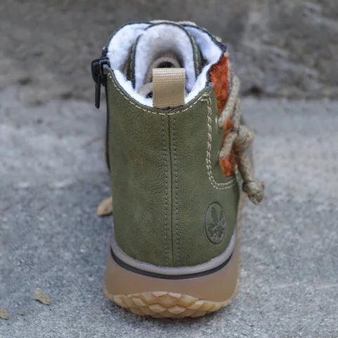 Modern Womens Warm Soft Boots Winter Plush Casual Sports Shoes Trend Retro Ankle Boots Outdoor Walking High Top Sneaker Winter Warm Hook Loop Snow Plush Lining Walking Shoes Stevvex