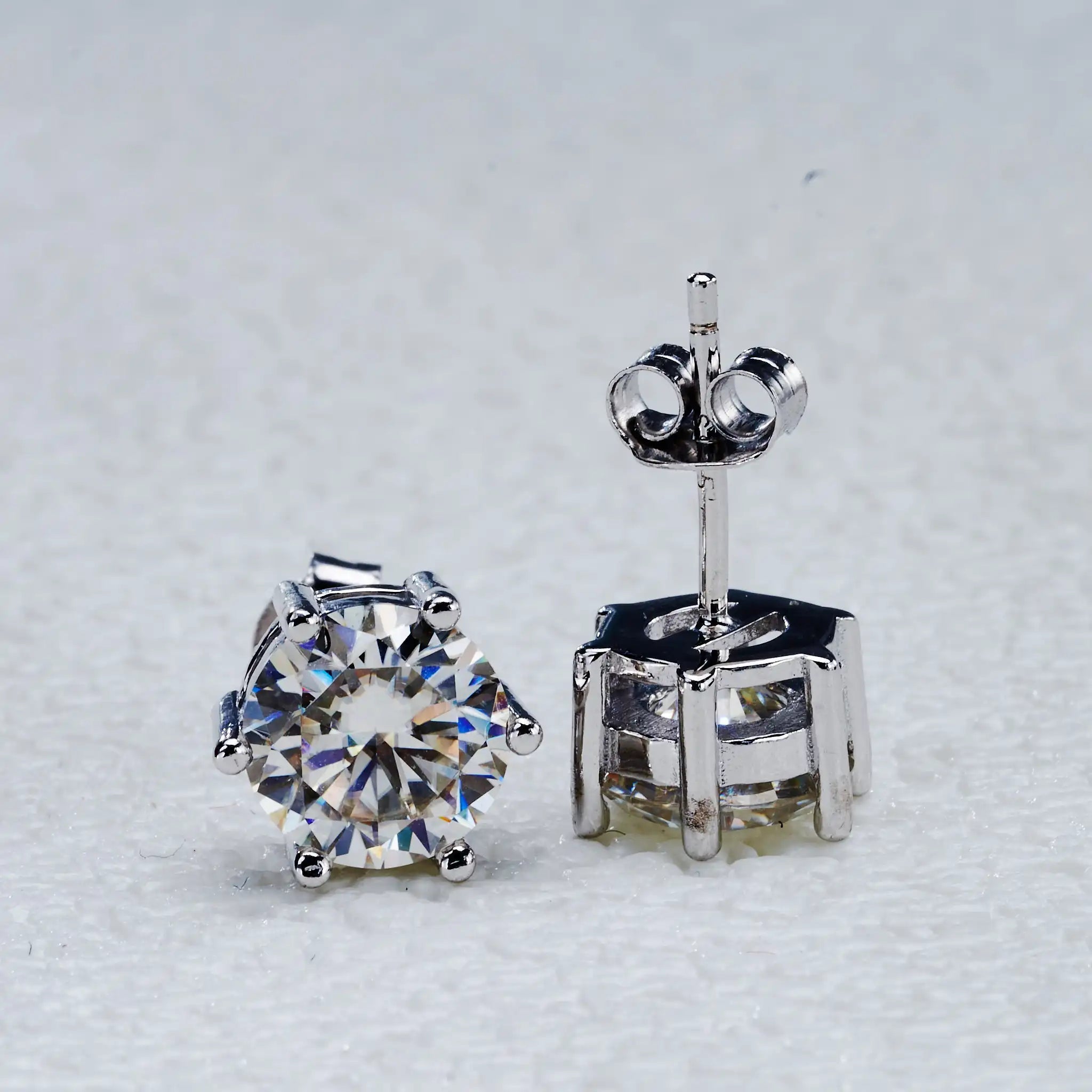 Moissanite Stud Earrings 0.5-3ct D Color GIA Certified 925 Silver Gold Plated BandsCo Straps