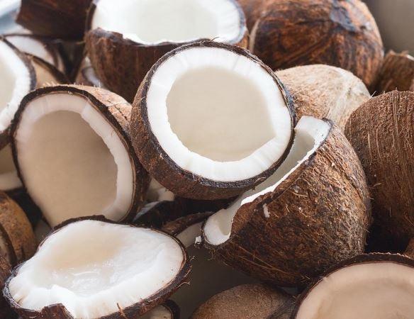 Natural Coconut Shell Decorative Scented Candle Wood Wicked Coconut Scented Candle Natural Coconut Shell  Eco Friendly Ideal for Home and Beach Décor Aromatherapy Candle Stevvex