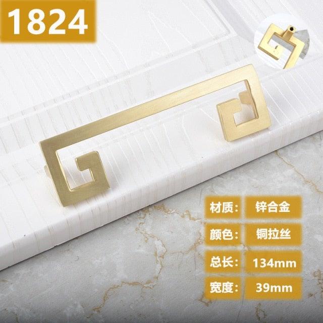 New Chinese Golden Cupboard Door Drawer Concealed Buckle Handle Wardrobe Zinc Alloy Hardware Handle Kitchen Cupboard Hardware Modern Style Furniture Door Pulls Stevvex