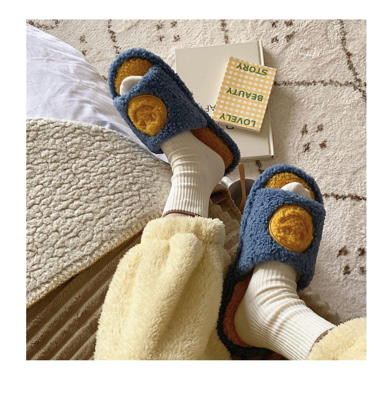 New Couples Stylish Sandals Slip-Proof Thick-Soled Indoor Outdoor Slippers Men Flip Flops House Shoes Fur Memory Foam Cozy Flat Spa Slide Slippers Comfy Open Toe Slip On House Shoes Sandals Stevvex