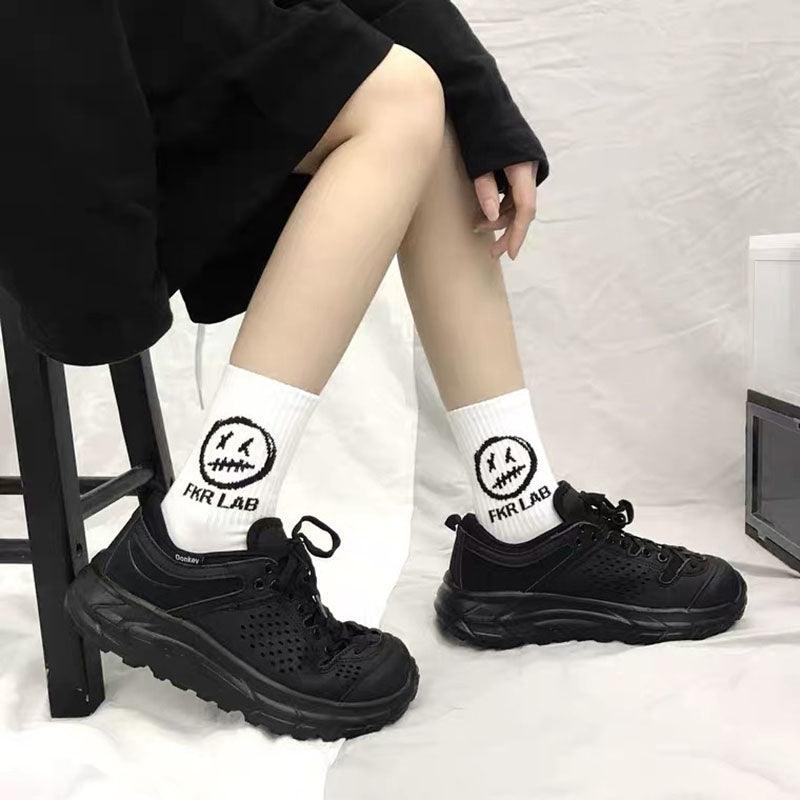 New Fashion Kawaii Cute Smilies Patterned Socks Pure Cotton Cartoon Pattern Hip Hop Style Breathable Mid Tube Socks Skateboard Socks Soft Long Sock for Men And Women Stevvex