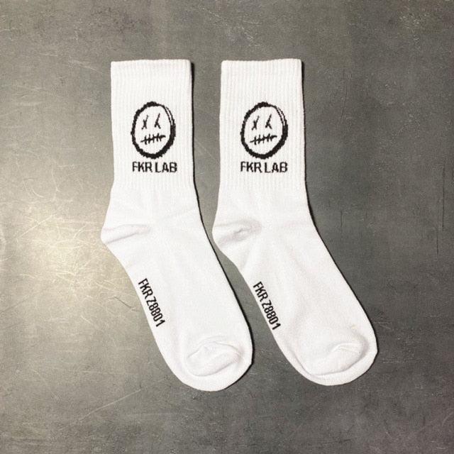 New Fashion Kawaii Cute Smilies Patterned Socks Pure Cotton Cartoon Pattern Hip Hop Style Breathable Mid Tube Socks Skateboard Socks Soft Long Sock for Men And Women Stevvex