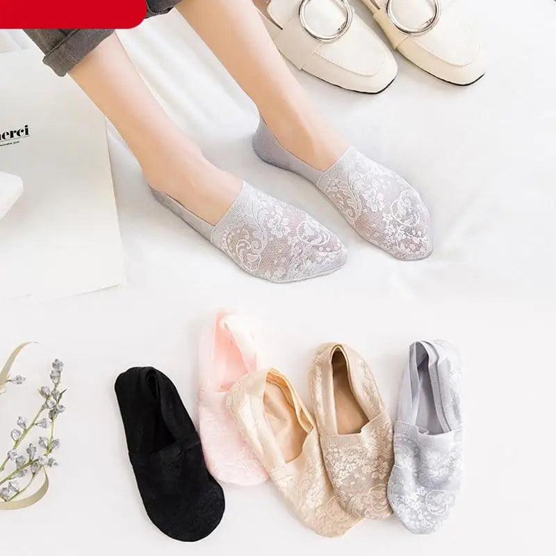 New Fashion Women Girls Spring Summer Socks Style Lace Flower Short Sock Breathable Invisible Ankle Socks Lace Socks for Women Ankle ,Knit Cotton Socks, Cute Ankle Lace Ruffled Socks for Women Warm Non-Slip Thick Lace Floor Socks Stevvex