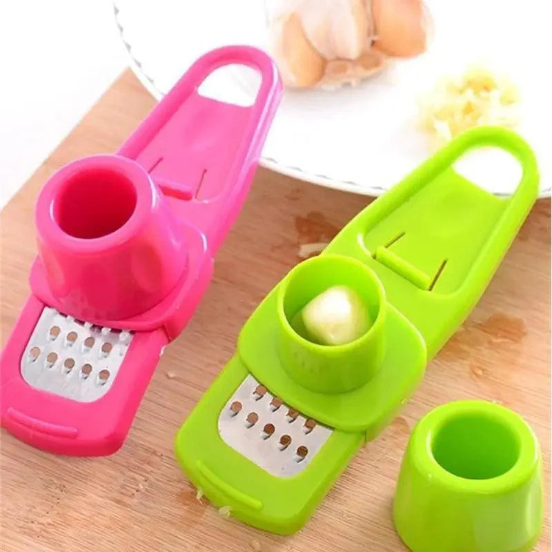New Incredible 1Pcs Stainless Garlic Press Household Manual Garlic Press Device Kitchen Press Squeezer Ginger Garlic Tools Kitchen Accessories Stevvex